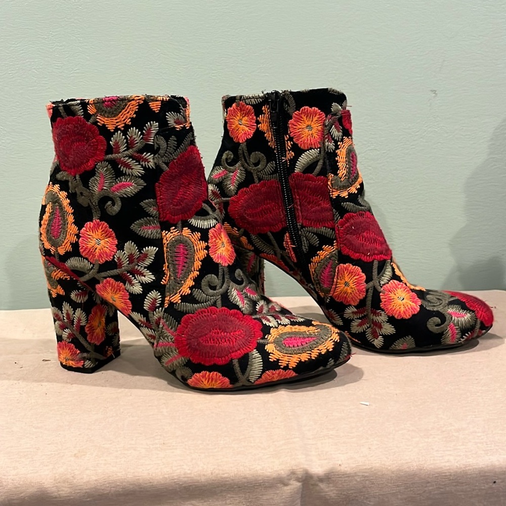 Mia embroidered ankle boots